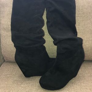 Mix No.6 Slouchy Wedge Faux Suede Boots Size 8